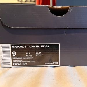 nike-air-force-1-low-qs-nai-ke brand new in box